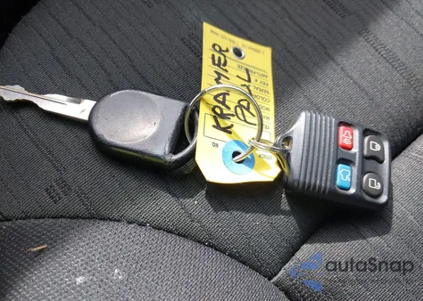 2011 Ford Focus Se z USA, uszkodzony, nr VIN 1FAHP3FN9BW140606